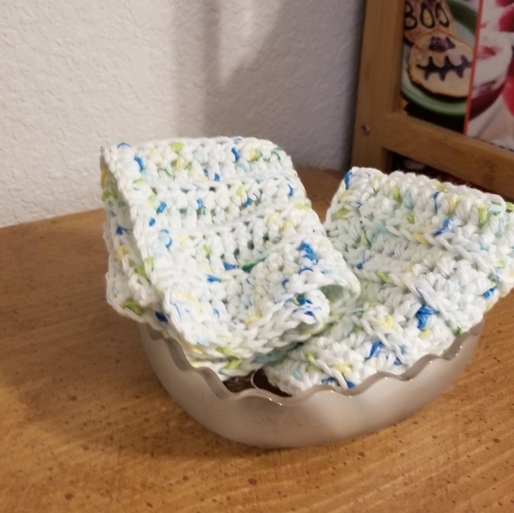 💞2/$20HAND CRAFTED Crocheted All Purpse 100% Cottn Reusable Bath or Dish Cloths - Picture 3 of 4